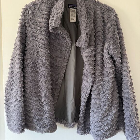 Patagonia Women's Gray Cozy Jacket - Picture 2 of 4